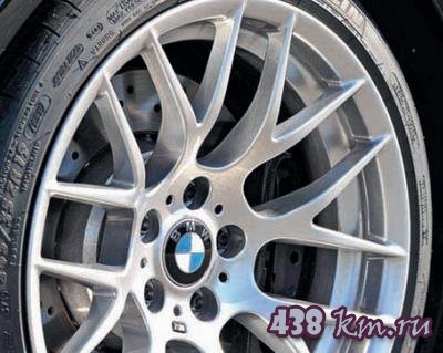 Сравнения BMW 1-й серии M Coupe / Porsche Cayman R Сравнения BMW 1-й серии M Coupe / Porsche Cayman R