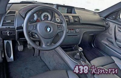 Сравнения BMW 1-й серии M Coupe / Porsche Cayman R Сравнения BMW 1-й серии M Coupe / Porsche Cayman R