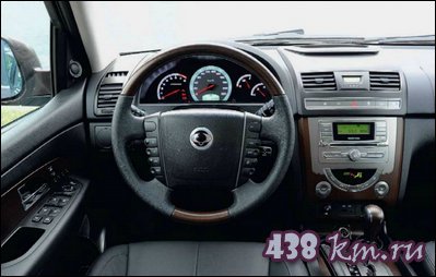 SsangYong Rexton салон SsangYong Rexton салон