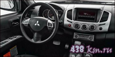 обновленный Mitsubishi L200 обновленный Mitsubishi L200