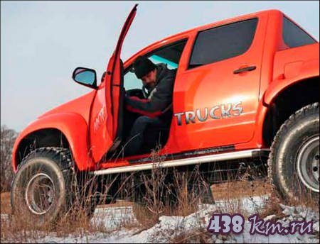 Arctic Trucks Hilux 38 6x6