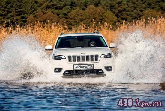    Jeep Cherokee-